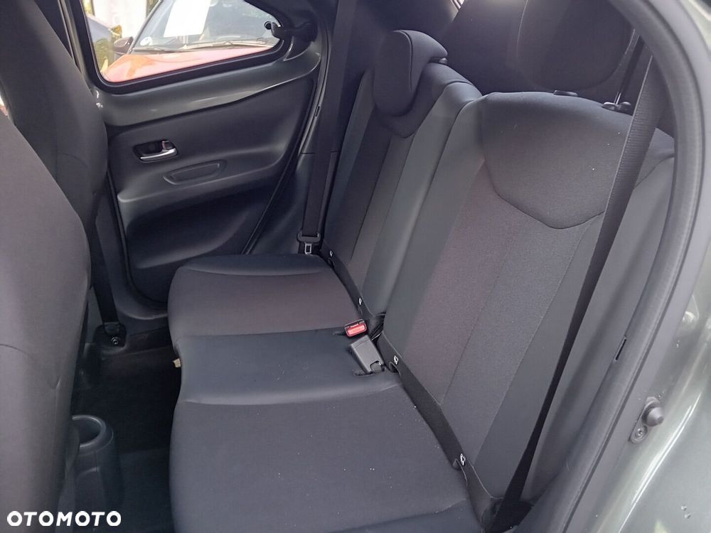 Toyota Aygo X 1.0 VVT-i Selection CVT - 14