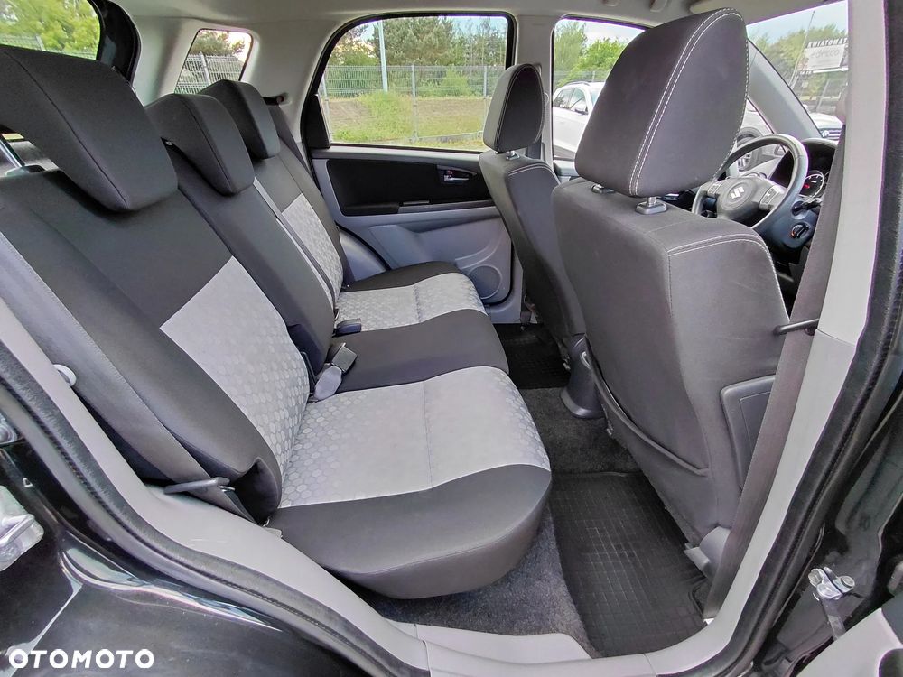 Suzuki SX4 2.0 DDiS 4x2 Comfort - 8