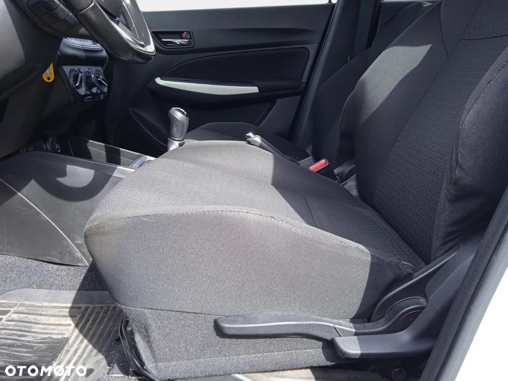 Suzuki Swift 1.2 Dualjet SHVS Premium - 31