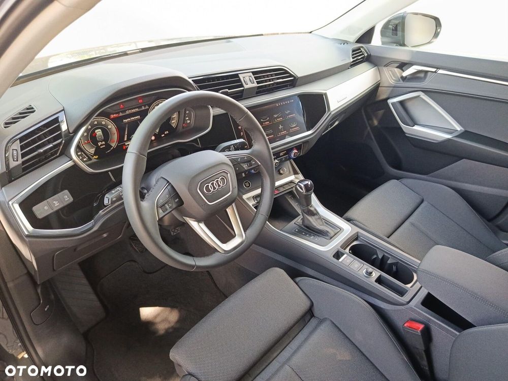 Audi Q3 - 15