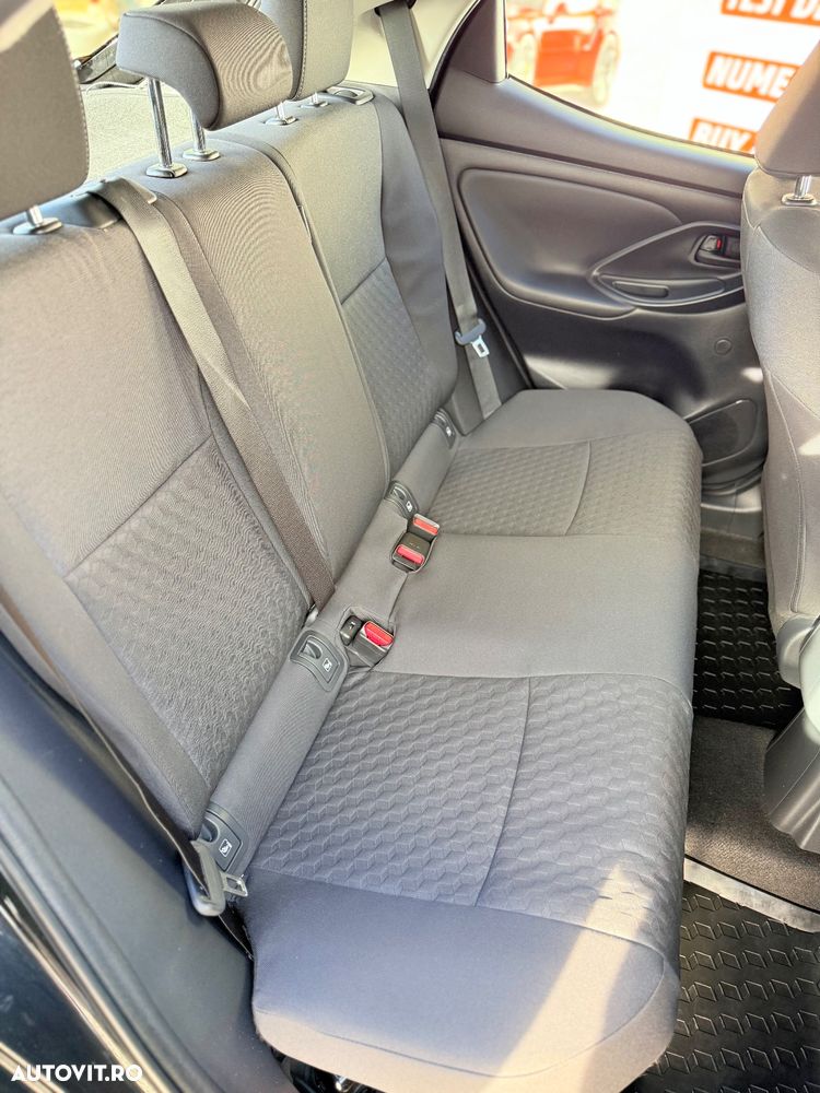 Toyota Yaris 1.5 VVT-i HSD Exclusive Style - 14