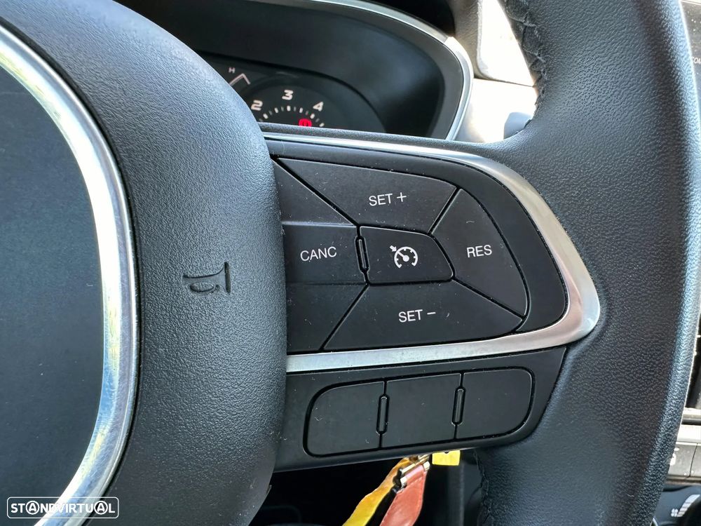 Fiat Tipo 1.3 M-Jet Lounge Tech J17 - 15