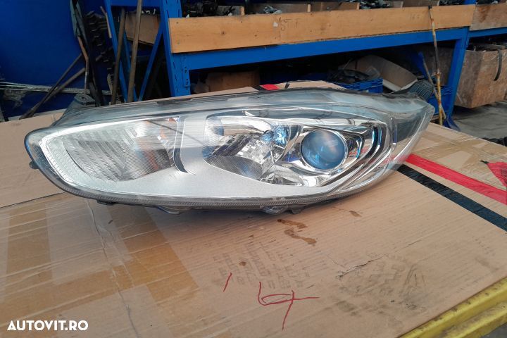 Far stanga C1BB-13W030-EF CU DEFECT Ford Fiesta 6 [facelift] [2013 - - 1