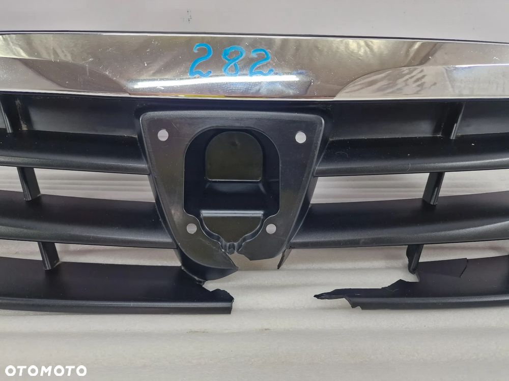 DACIA LODGY 12- ATRAPA / GRILL PRZEDNI PRZÓD + CHROM , NR 623104478R , NR AUKCJI GR282 - 4