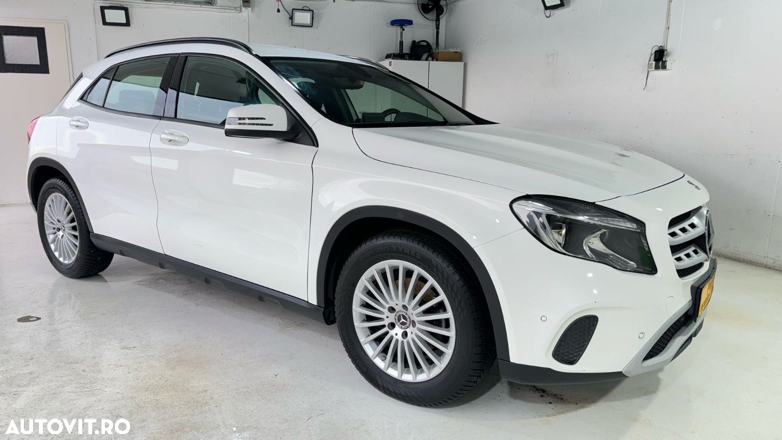 Mercedes-Benz GLA 200 d 4MATIC Aut. - 1