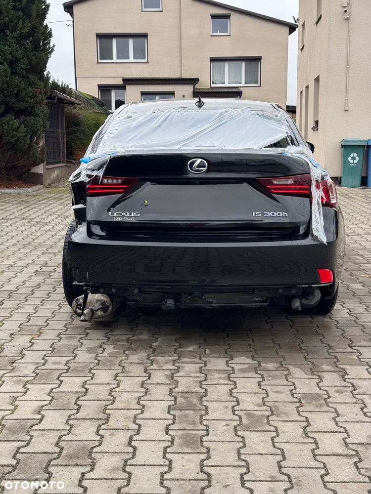 Lexus IS 300h Elegance - 7