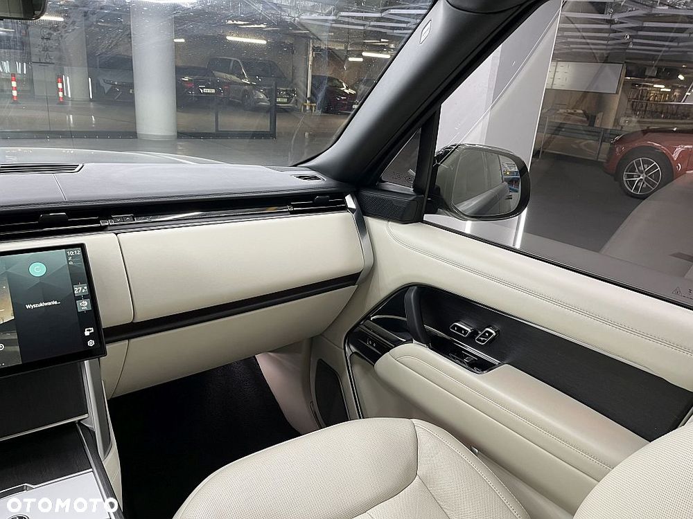 Land Rover Range Rover 4.4 V8 P535 Autobiography - 19