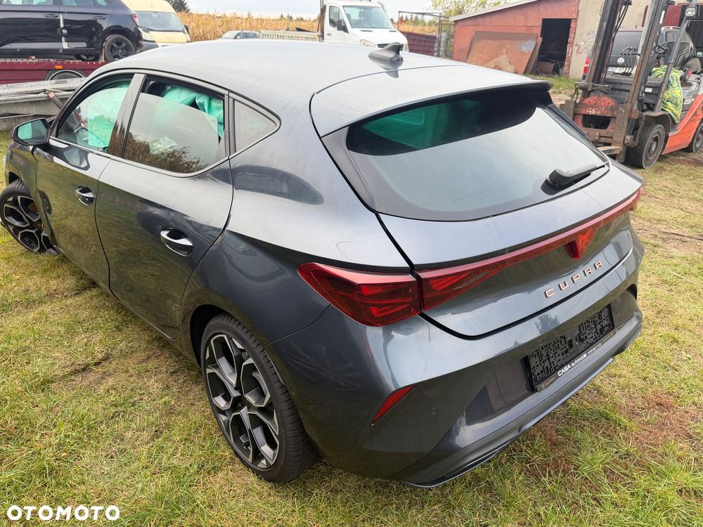 Cupra Leon 2026 photo 2