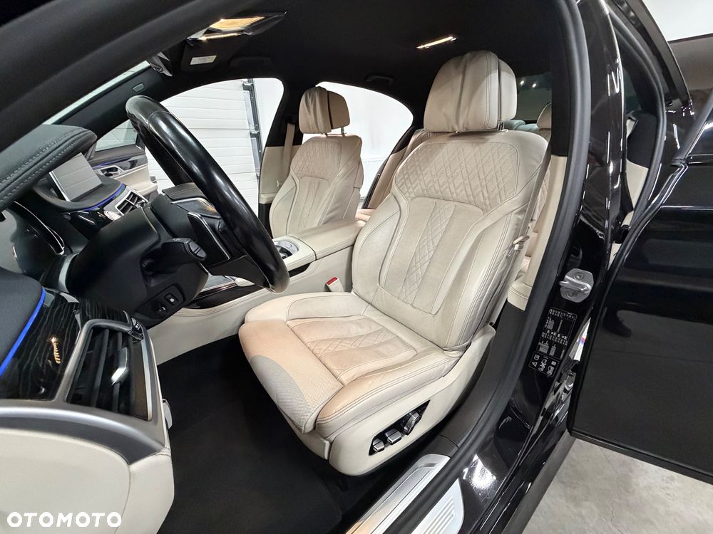 BMW Seria 7 740d xDrive - 17