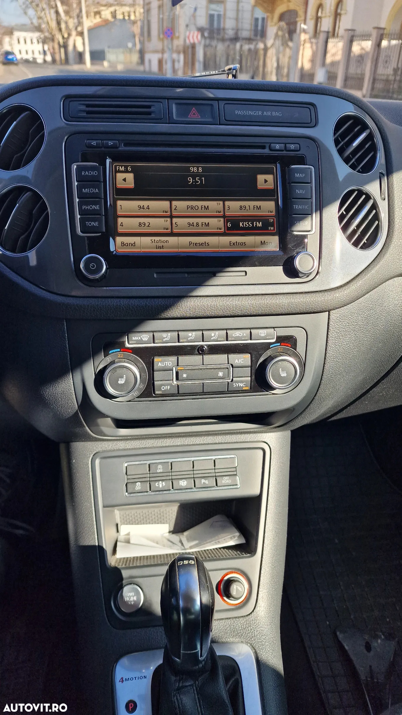 Volkswagen Tiguan 2.0 TDI 4Motion DSG BMT Sport & Style - 35
