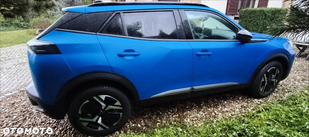Peugeot 2008 1.2 PureTech Allure S&S EAT8 - 4