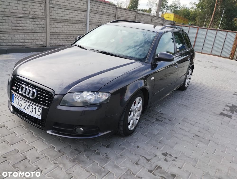 Audi A4 - 1