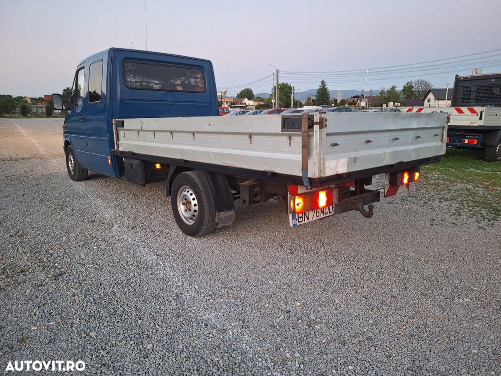 Mercedes-Benz Sprinter - 4