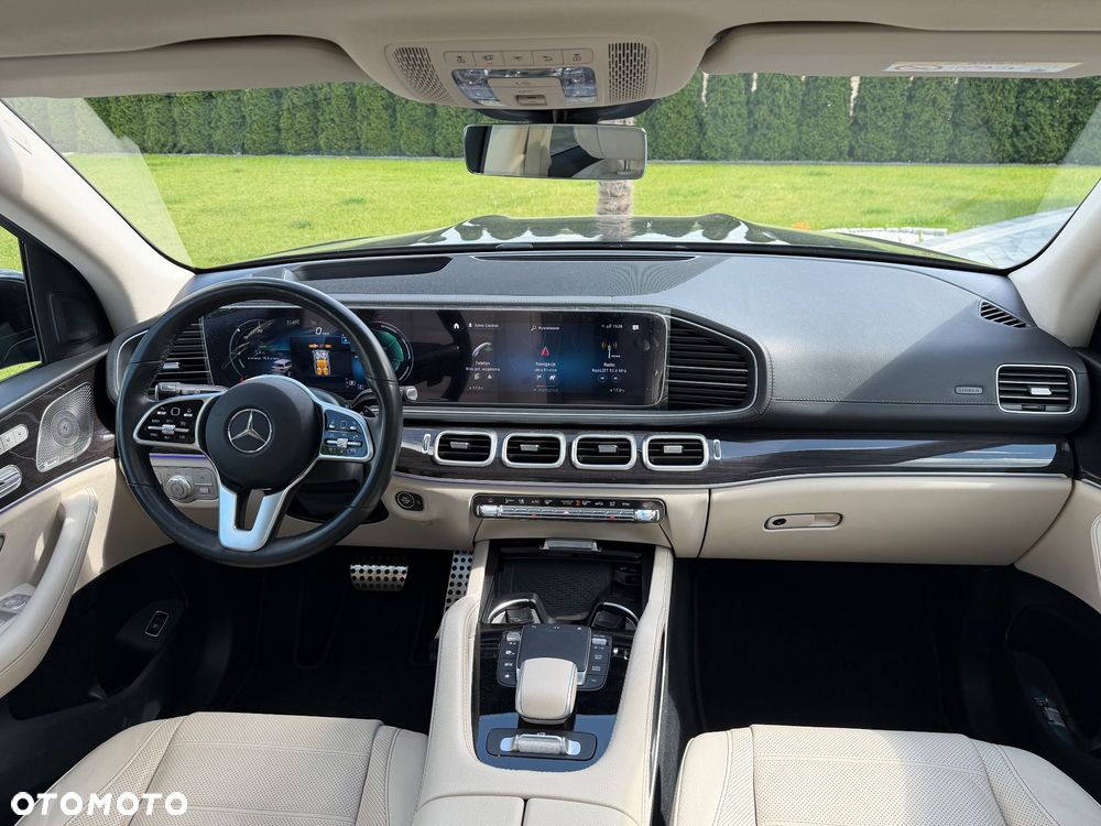 Mercedes-Benz GLS - 20