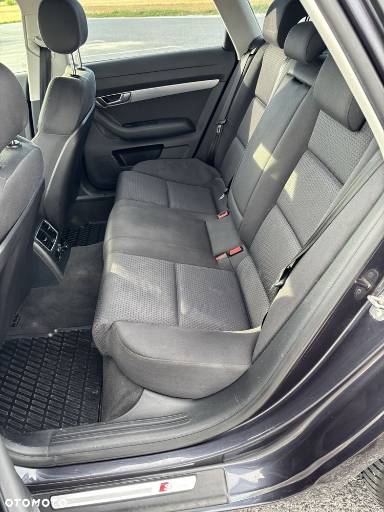 Audi A6 Avant - 8
