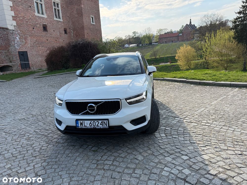 Volvo XC 40 T3 Momentum Pro - 10