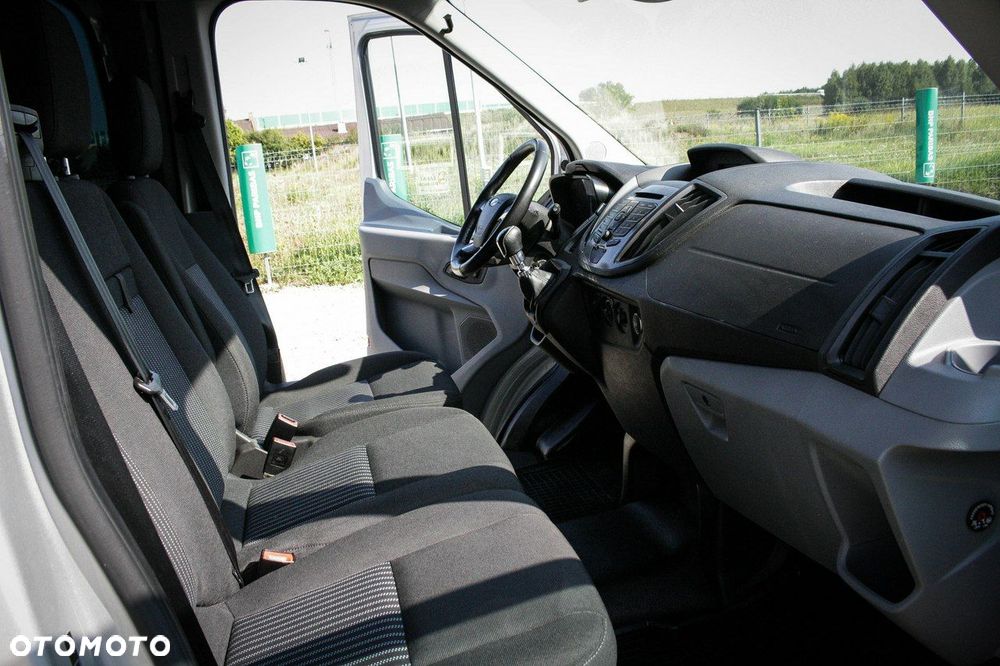 Ford Transit - 9