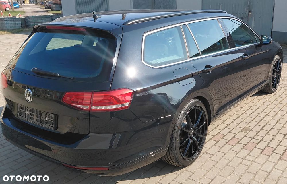 Volkswagen Passat - 3