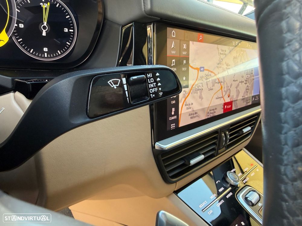 Porsche Cayenne Coupé E-Hybrid Platinum Edition - 24