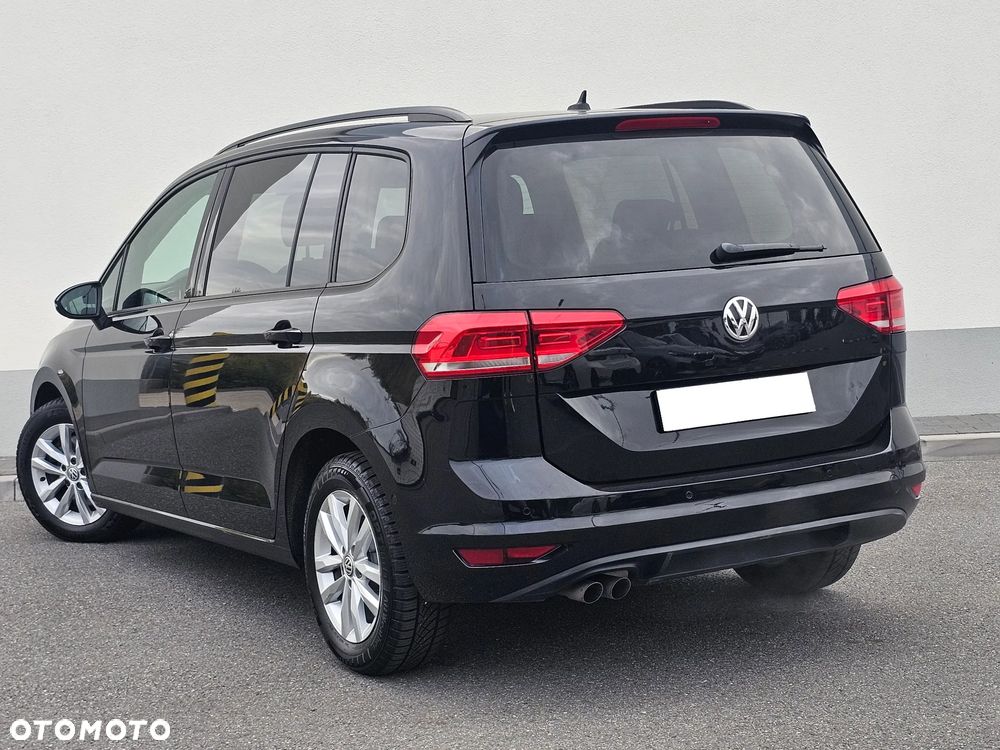 Volkswagen Touran 2.0 TDI SCR DSG Highline - 6