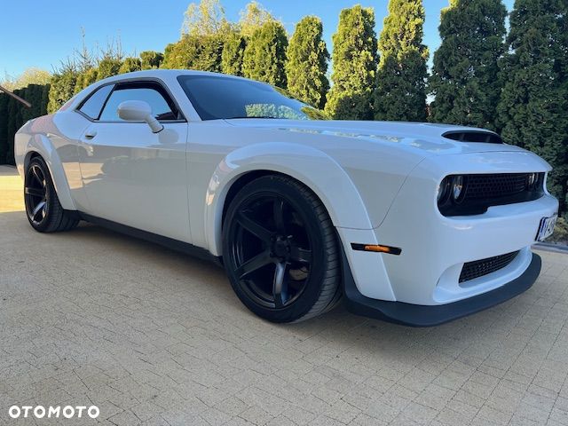Dodge Challenger 5.7 R/T - 19