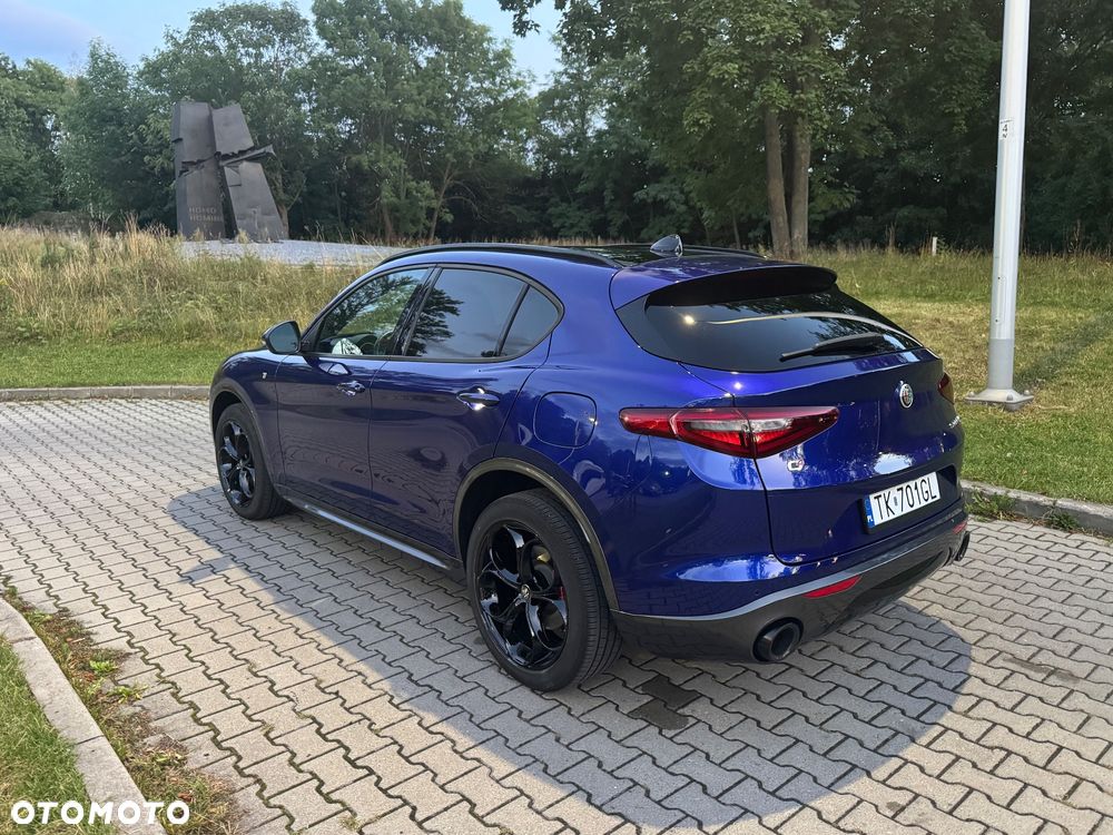 Alfa Romeo Stelvio 2022 photo 3