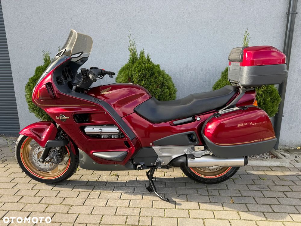 Honda ST - 4
