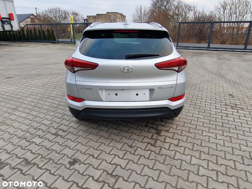 Hyundai Tucson 1.7 CRDI BlueDrive Comfort 2WD - 7