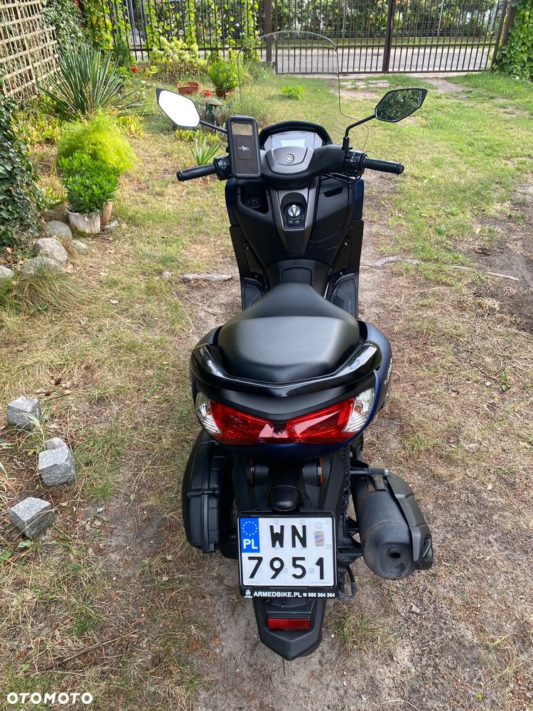 Yamaha NMAX - 4