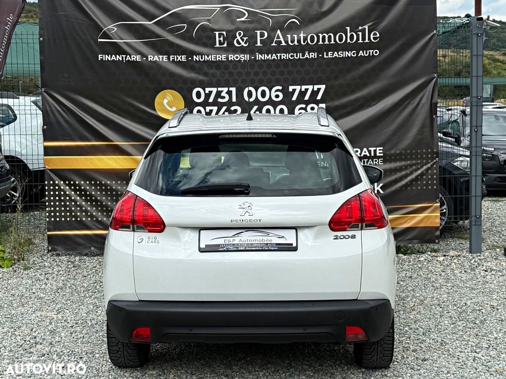 Peugeot 2008 ver-1-2-l-puretech-stt-active - 12