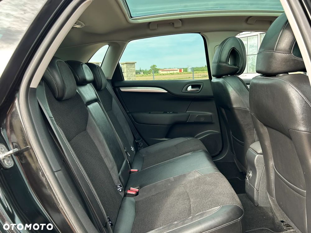 Citroën C4 HDi 150 Exclusive - 21