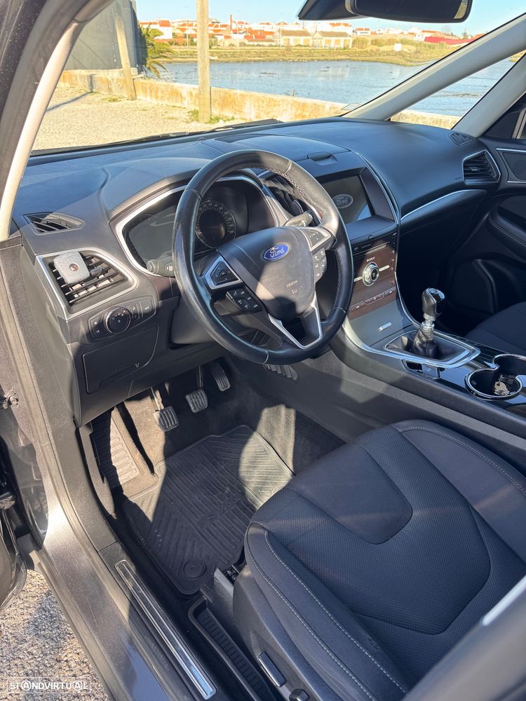 Ford S-Max 2.0 TDCi Titanium - 12