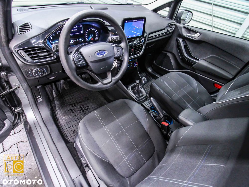 Ford Fiesta 1.1 S&S TITANIUM - 17