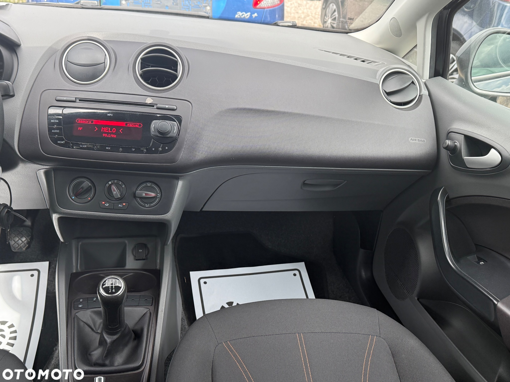 Seat Ibiza 1.2 12V Style - 9