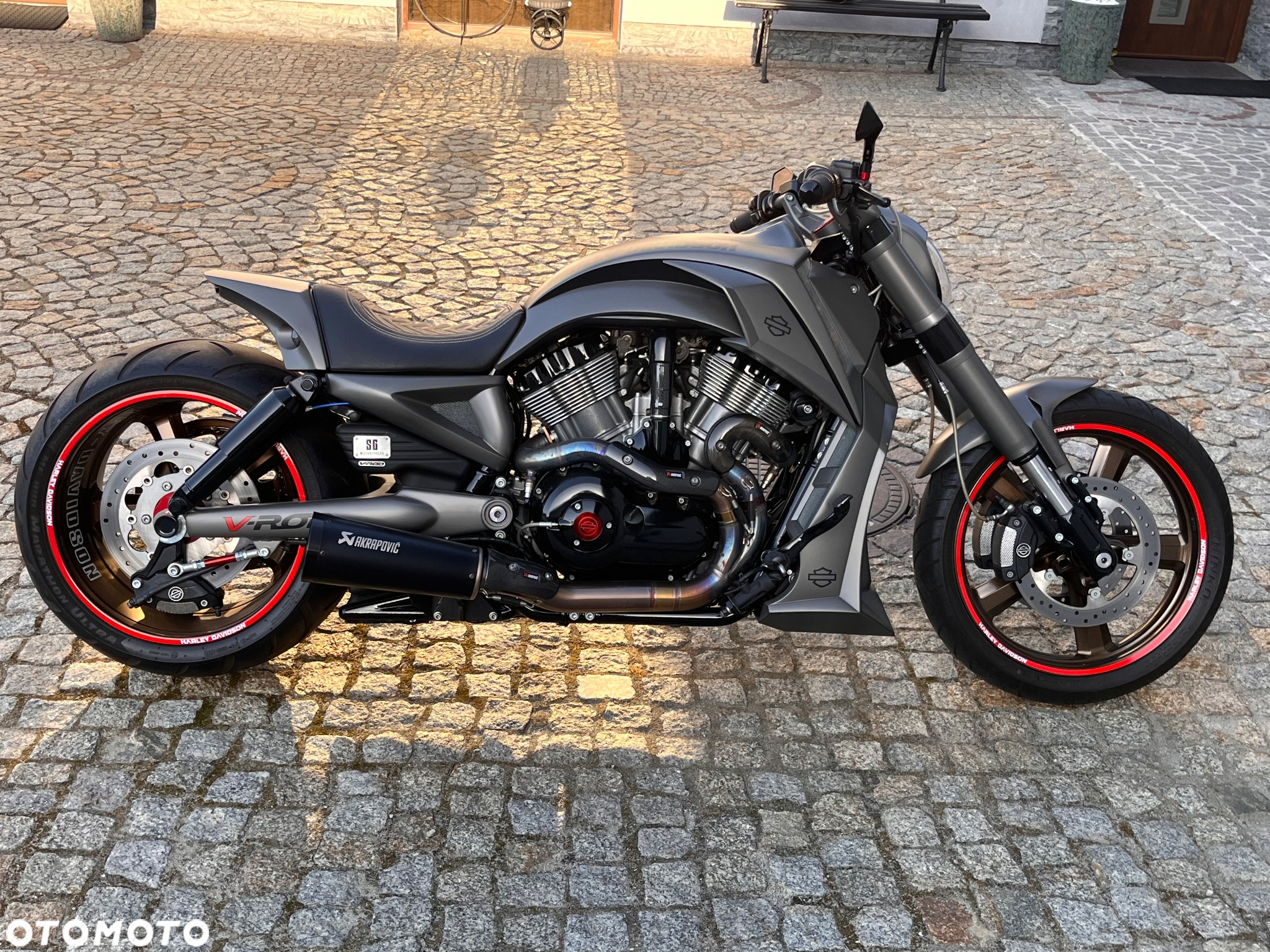 Harley-Davidson V-Rod Night Rod - 7