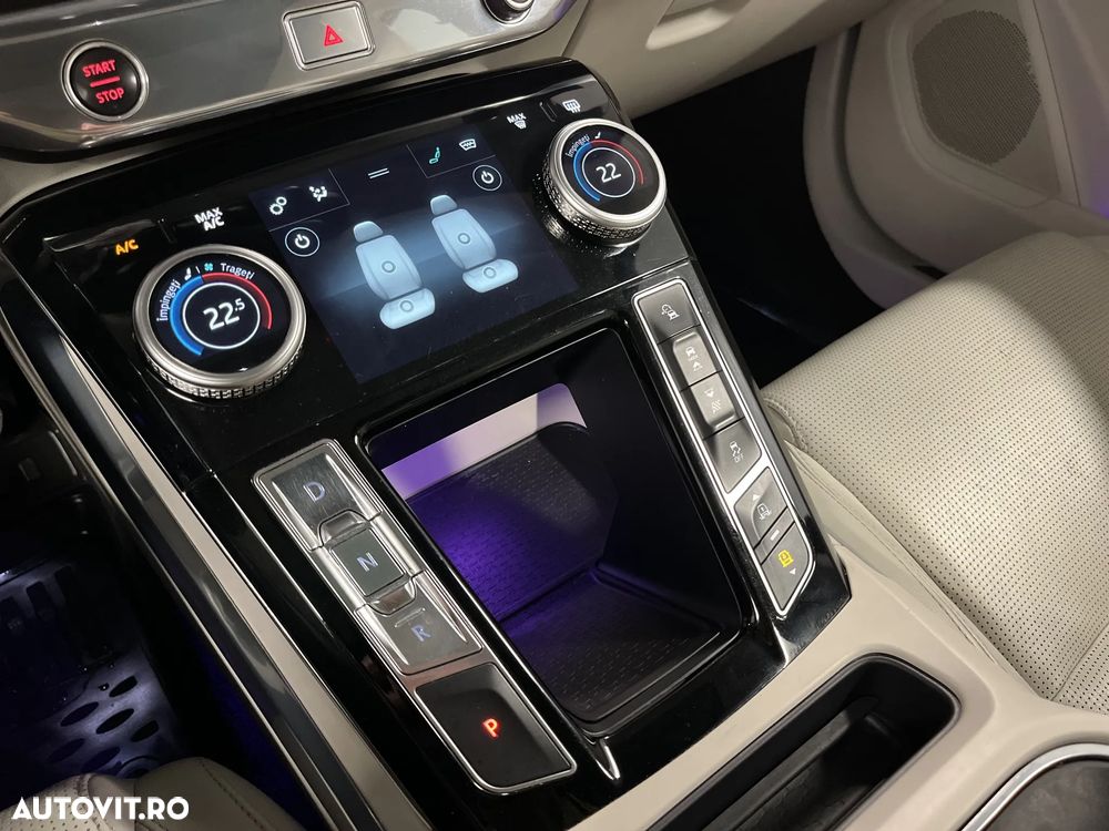 Jaguar I-Pace - 23