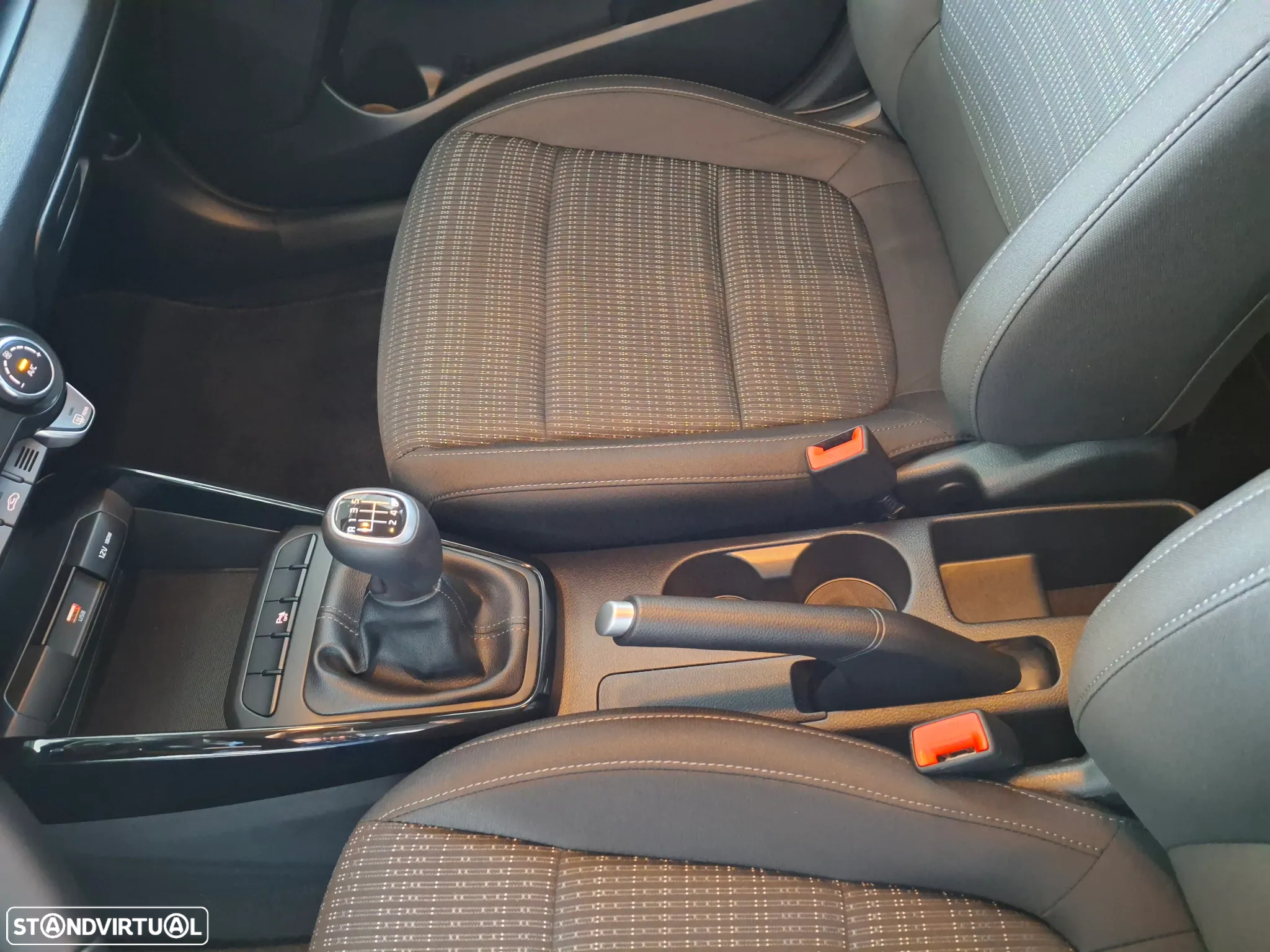 Kia Stonic 1.0 T-GDI Drive - 10