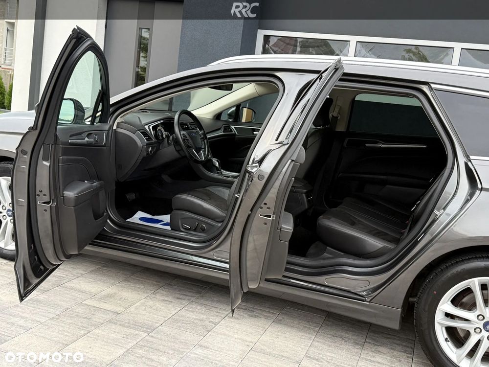 Ford Mondeo 2.0 TDCi Titanium PowerShift - 21