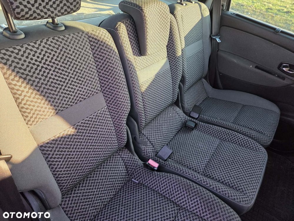Renault Scenic - 8