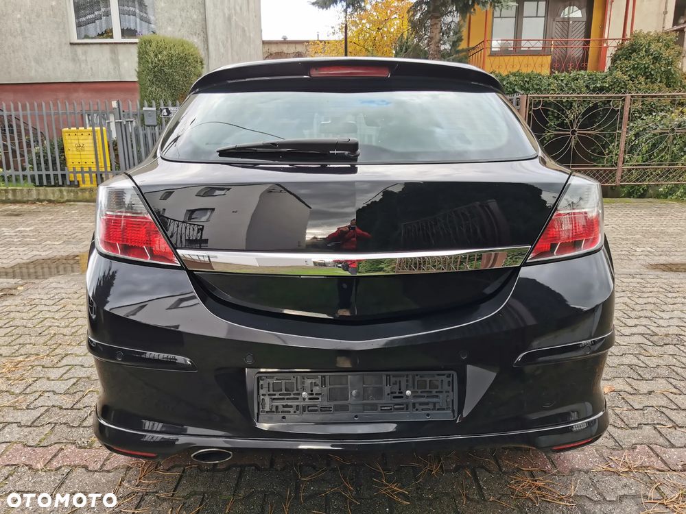 Opel Astra III GTC 1.8 Sport - 2