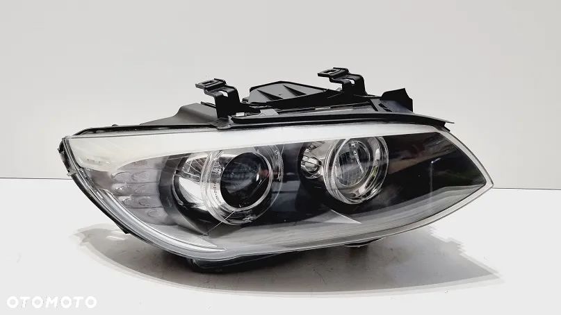 REFLEKTOR PRAWY XENON BMW 3 E92 LIFT LCI SKRĘTNY - 1