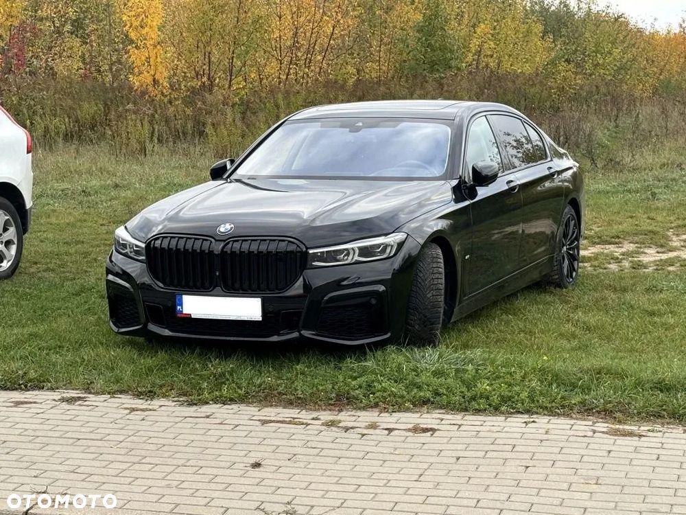 BMW Seria 7 740Li - 1