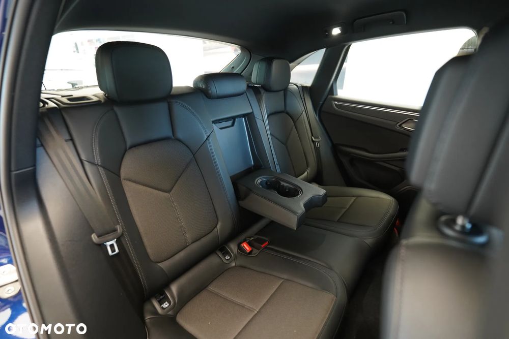 Porsche Macan - 12