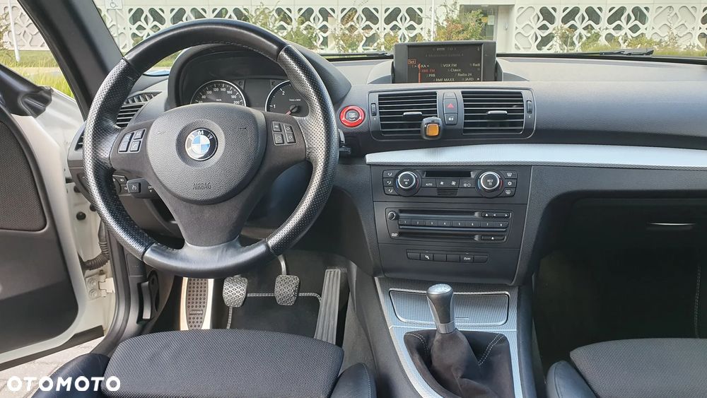 BMW Seria 1 123d - 7
