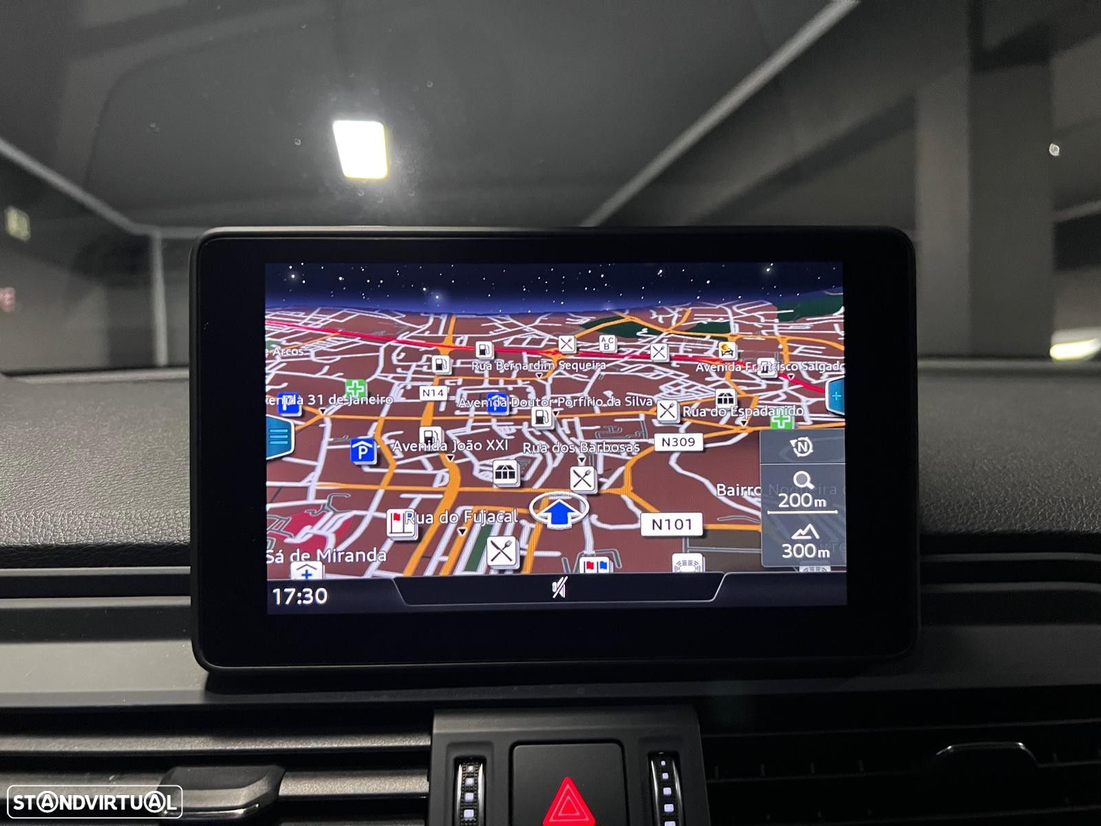 Audi Q5 2.0 TDi Business Line - 16