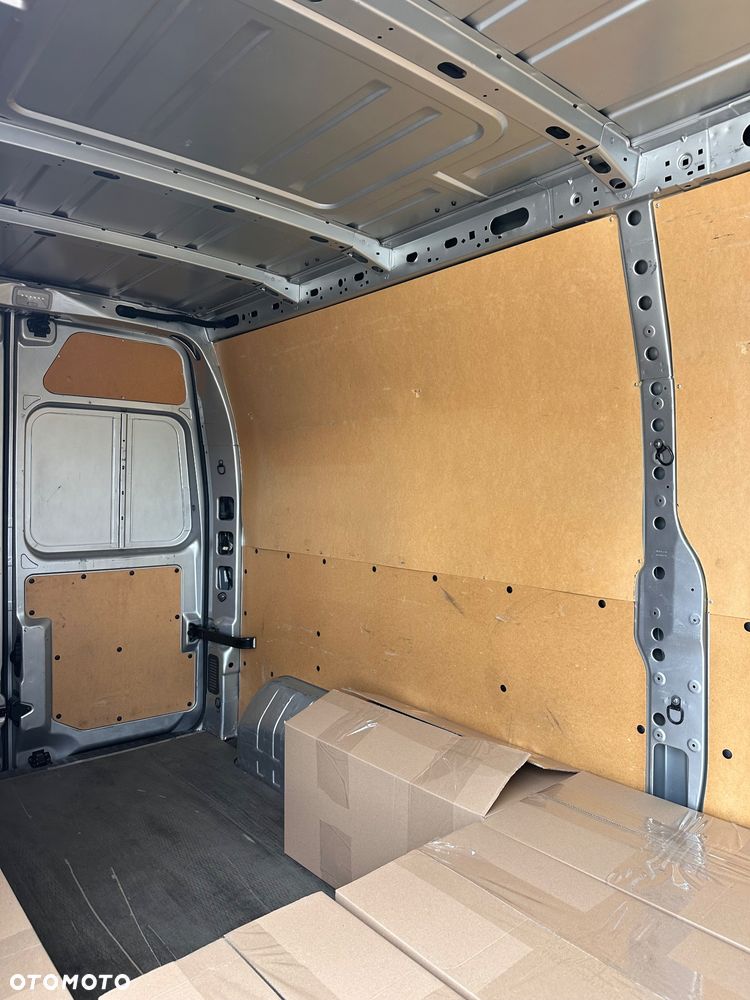 Opel Movano - 28
