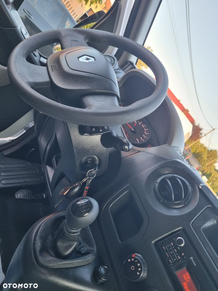 Renault Master - 33
