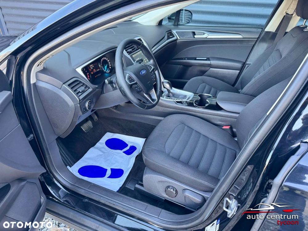 Ford Mondeo - 30