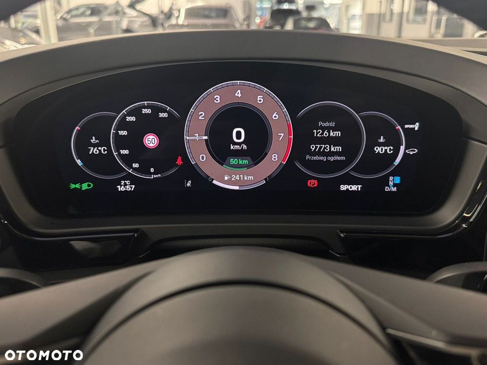 Porsche Cayenne - 23