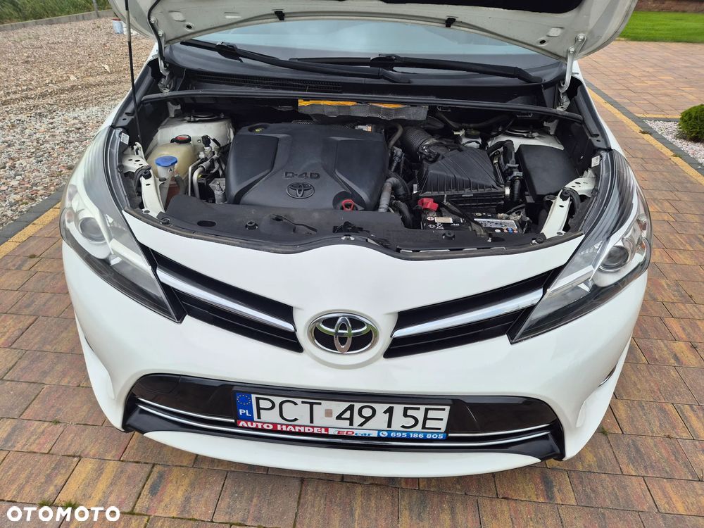 Toyota Verso 1.6 D-4D Premium - 18